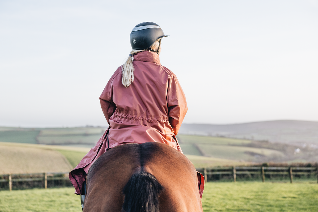 Evolution Women&#39;s | Mesh Lined | Stowaway Hood | Chestnut